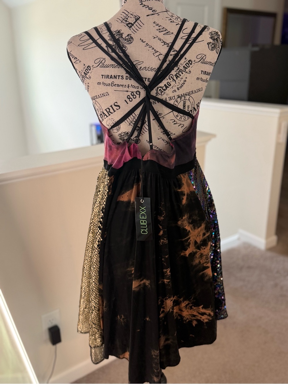 NWT CLUB EXX by Dolls Kill CLEAR CURIOSITY HANDKERCHIEF
DRESS - XXL - Picture 3 of 14